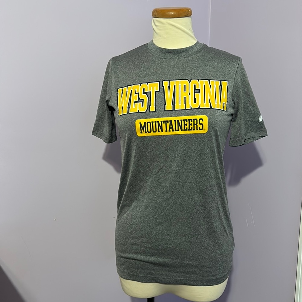 West Virginia Mountaineers athletic tee